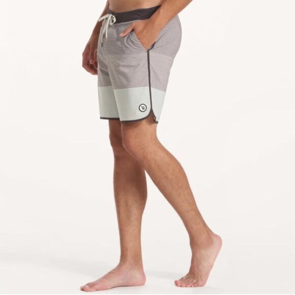 Vuori Mens Cruise Boardshort Smoke Wave Striped 33 - Picture 2 of 16